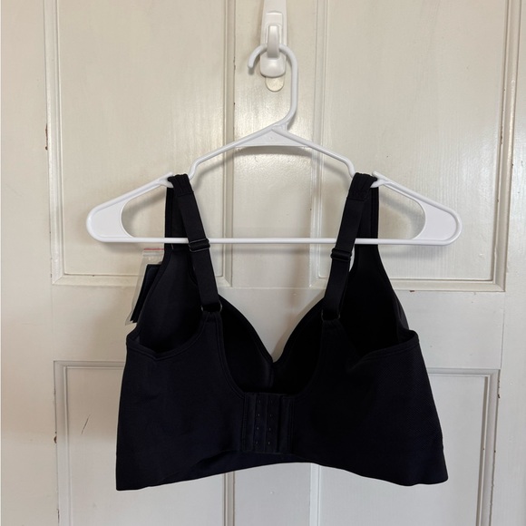 NWT TrueKind black wireless lift t-shirt bra size 2x - Picture 6 of 6